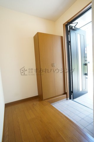 堀古タウンハウスの玄関