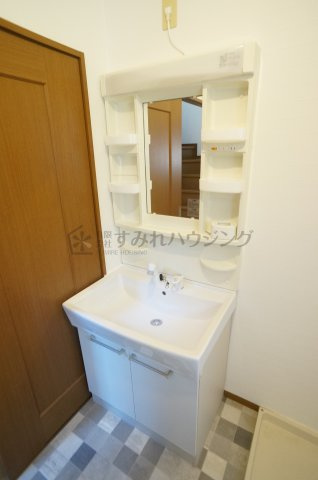 堀古タウンハウスの洗面所