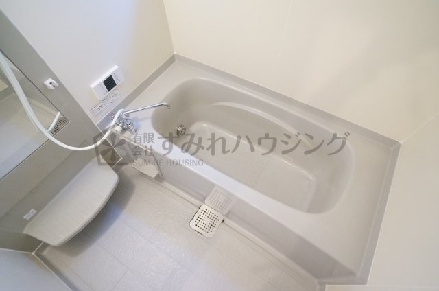 堀古タウンハウスの浴室
