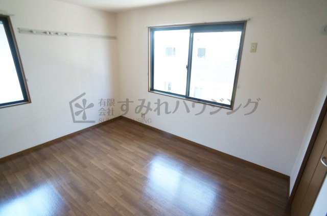 堀古タウンハウスの寝室