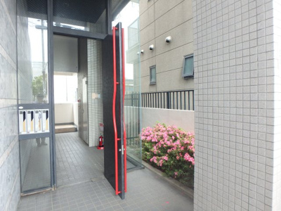 【エントランス】 | ラポール西宮 | エントランスです