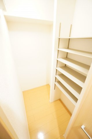 【収納】 | ウエストヒルパーシモン | ※同物件・同タイプの写真です。