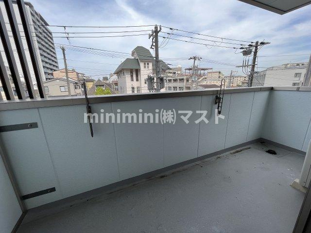 ユニッソン朝潮橋のバルコニー