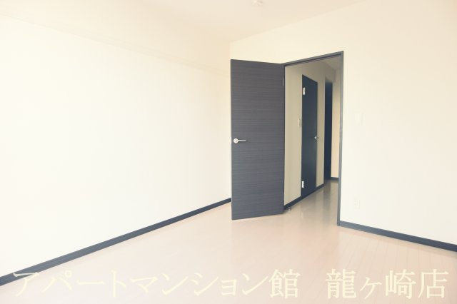 レオネクストエスポワール愛戸の寝室