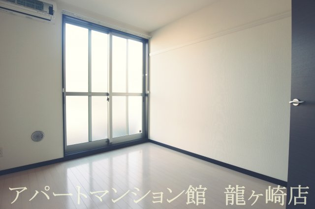 レオネクストエスポワール愛戸の寝室