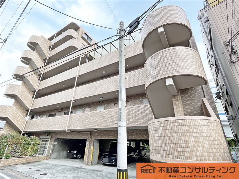 グラン・パレ魚崎の外観