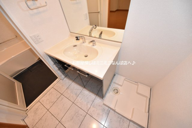 リーガル江戸堀の洗面所