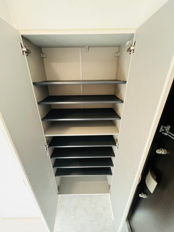 仲介手数料0円！！エステート金山の収納