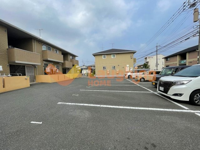 カーサマローン　A棟の駐車場