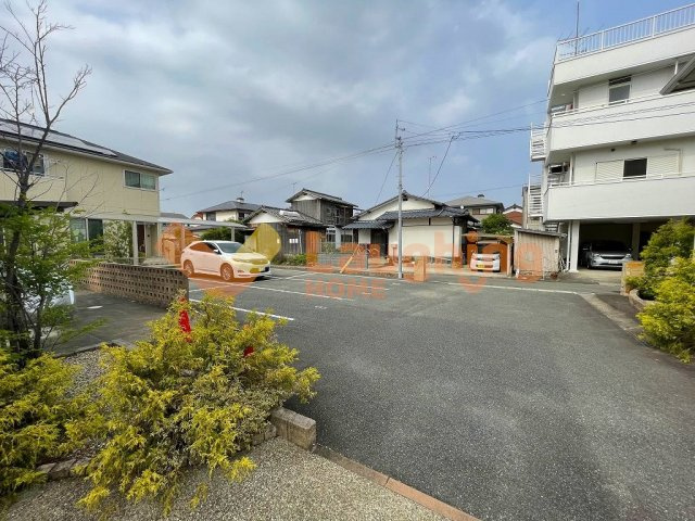 カーサマローン　A棟の駐車場