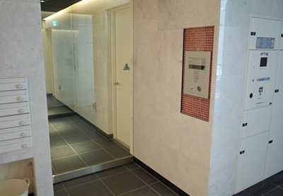 【ロビー】 | ファミーユ