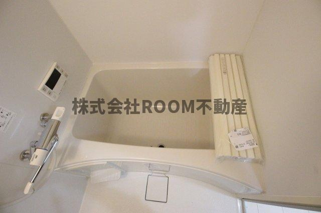 都城市千町の賃貸マンションの浴室|コンパクトで使いやすいお風呂です