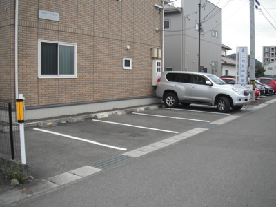 【駐車場】 | サン・クレール | 駐車場