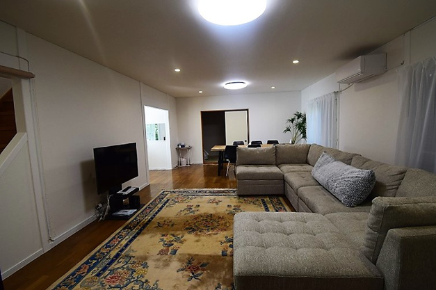 【居間・リビング】 | 伊豆急伊豆高原城ケ崎地区　戸建