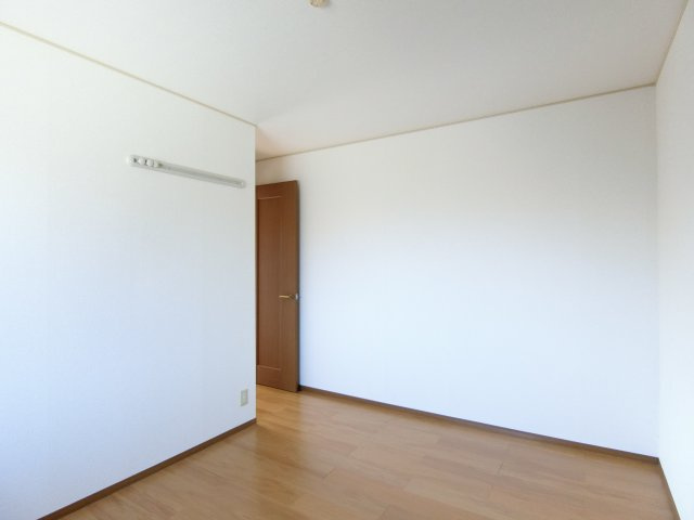 ガーデンスクエア　D棟の洋室