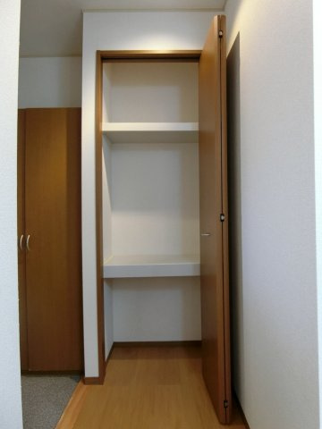 ガーデンスクエア　D棟の収納