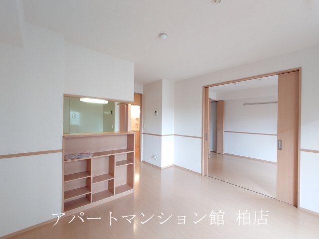 カシータⅢの居間・リビング