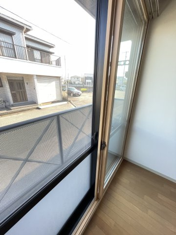 【バルコニー】 | 広々としたバルコニーです