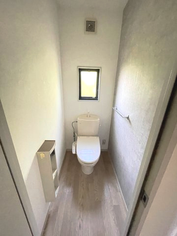【トイレ】 | 落ち着いた色調のトイレです