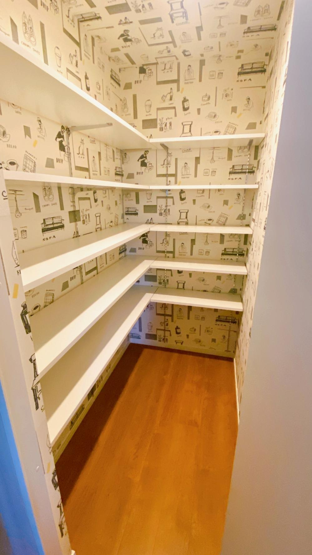 枚方市須山町　未入居一戸建ての収納