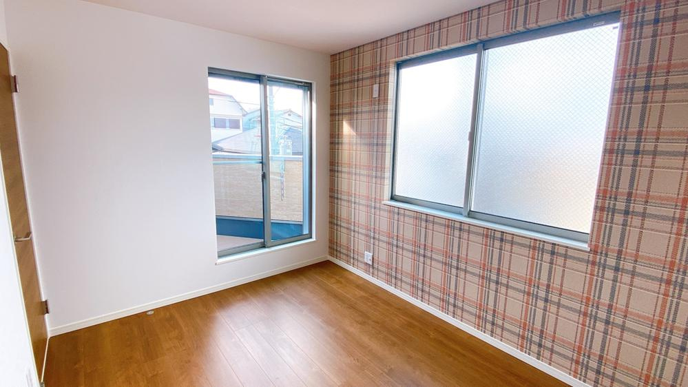 枚方市須山町　未入居一戸建ての洋室