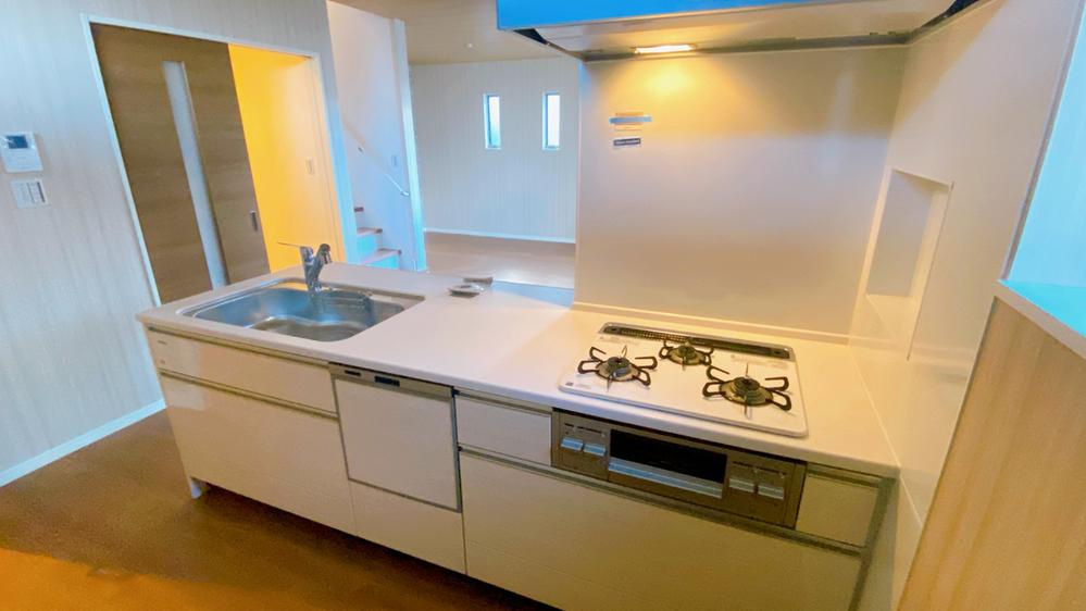 枚方市須山町　未入居一戸建てのキッチン