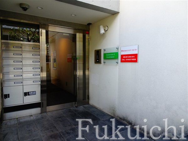 SHIMOUMA 6 APARTMENTのエントランス