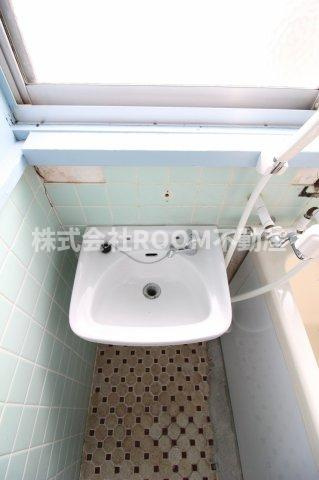 コスモスハウスの洗面所|広い洗面スペース