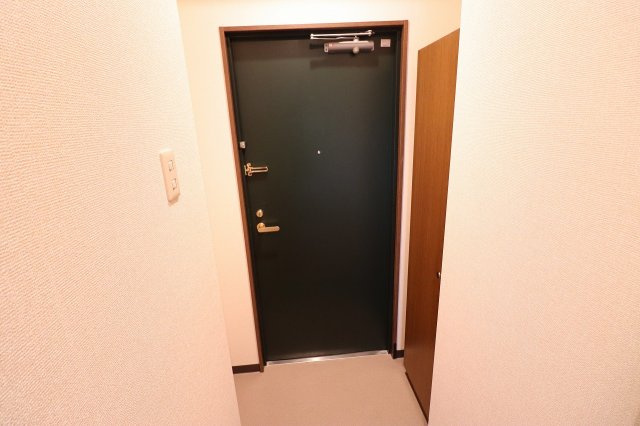 【玄関】 | ルミエール都島