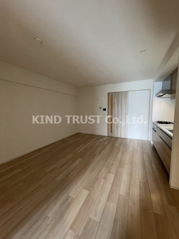 ファインフラッツ南森町の居間・リビング|ゆったりとしたリビングです