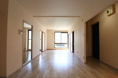 【居間・リビング】 | フラワーハイム鶴見