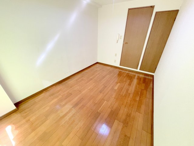 【寝室】 | サウスビュウハイツ