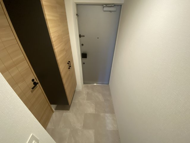 アプリーレ神戸元町の玄関