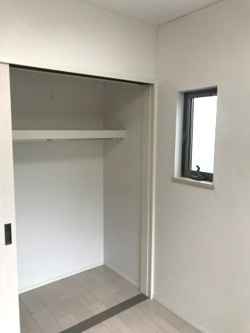 アウディ日比野イースト