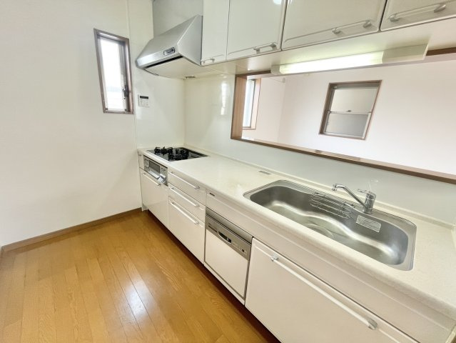 大東市諸福3丁目　戸建