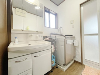 【独立洗面台】 | 大東市諸福3丁目　戸建