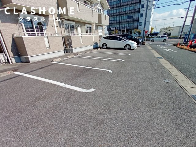 エスターテ　アイリス　Ａ　　　刈谷市の賃貸ならクラスホーム刈谷店の駐車場