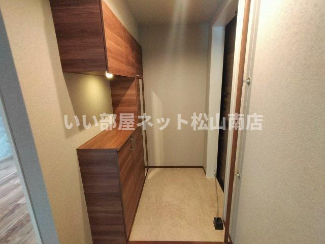 【玄関】 | シャーメゾン小坂