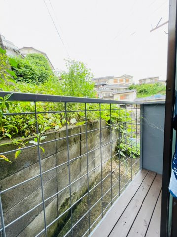 シャトル清水のバルコニー