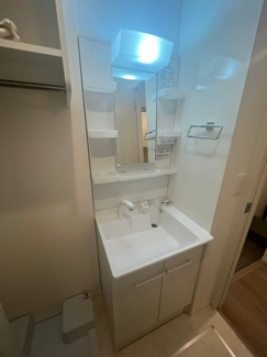 【洗面所】 | Elegrantia