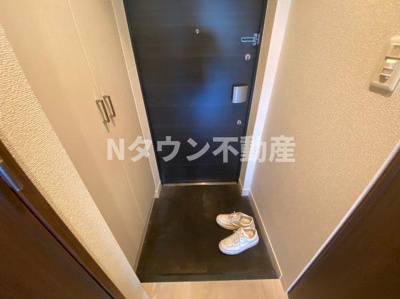 【玄関】 | プレサンス名古屋STATIONルミアス | 落ち着いた玄関です