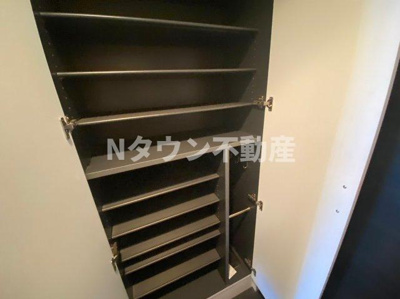 【収納】 | プレサンス名古屋STATIONルミアス | こまごまとしたものを収納できそうですね