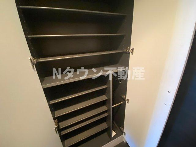 【収納】 | プレサンス名古屋STATIONルミアス | こまごまとしたものを収納できそうですね
