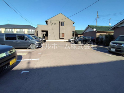 【駐車場】 | セザンヌ新栄２ | 駐車スペースもあります