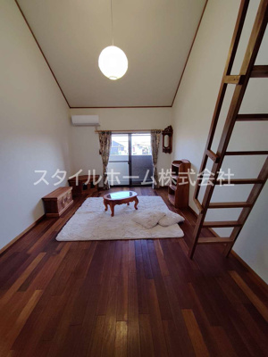 【居間・リビング】 | セザンヌ新栄２ | 別部屋写真です。