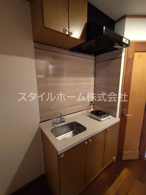 【キッチン】 | セザンヌ新栄２ | 別部屋写真です。