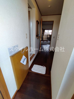 【玄関】 | セザンヌ新栄２ | 別部屋写真です。