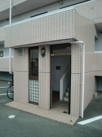 【エントランス】 | ユトリロ曙 | （※写真はイメージです、現況優先となります）