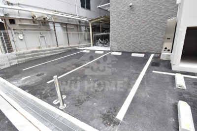 【駐車場】 | WORVE大阪本町 | 車をお持ちの方に嬉しい駐車場付きの物件です