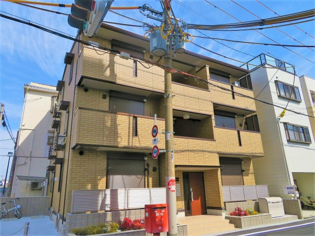 エストドミール東中浜の外観